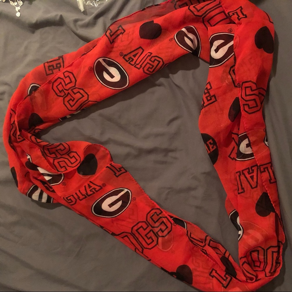 UGA Infinity Scarf - Picture 2 of 3